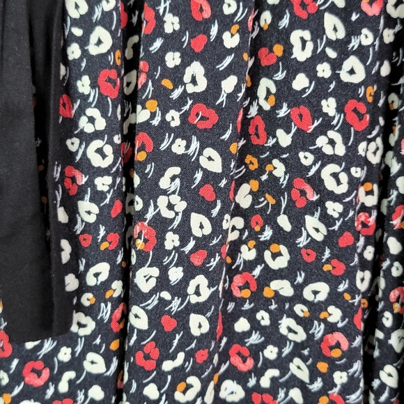 Miss Selfridge Micro Floral Pattern Flowy Blouse Fashion Top Women's Size US 4 - Picture 4 of 13